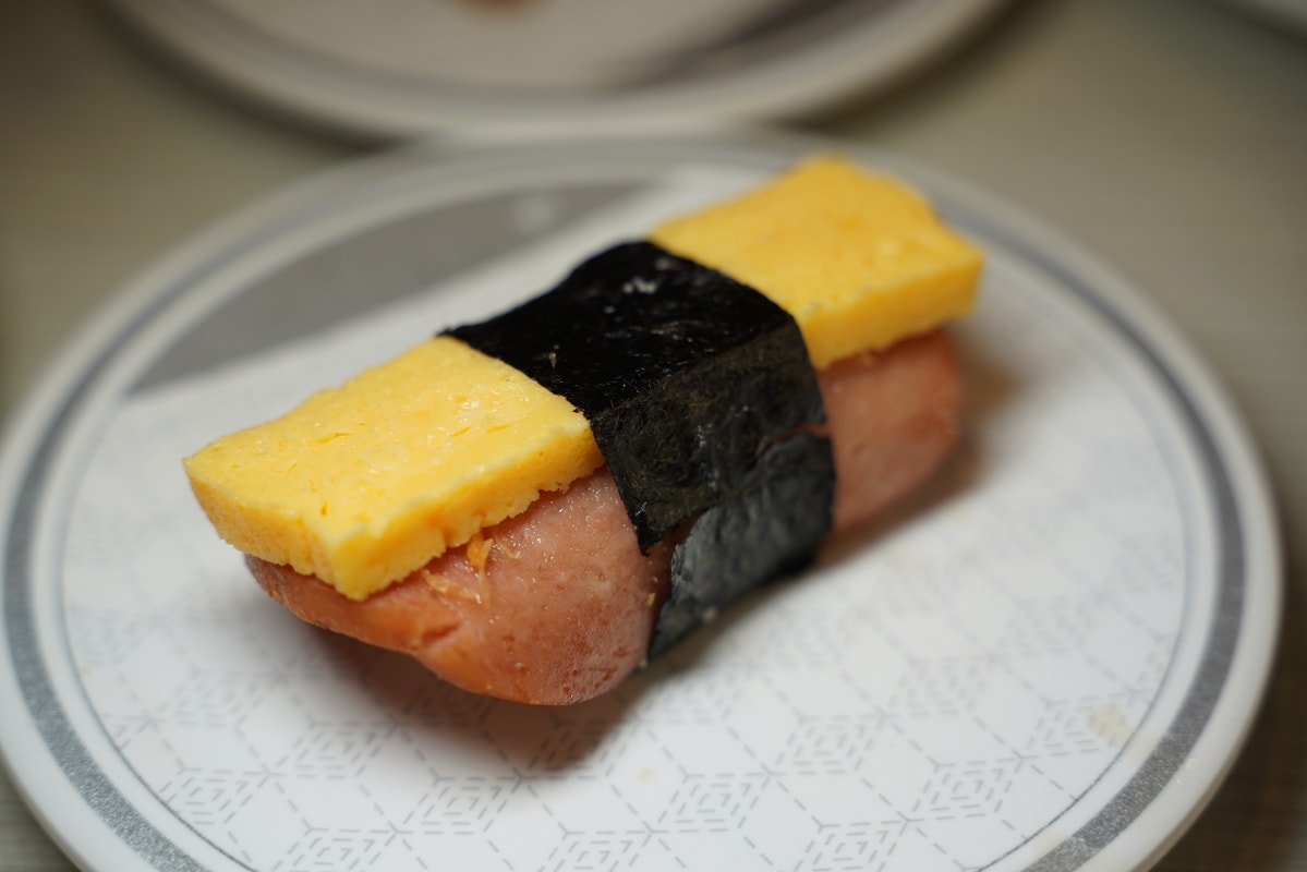 【はま壽司沖繩登川店】沖繩迴轉壽司推薦 新鮮捕撈食材直送 堅持自製壽司期間限定美味必點 - 第17張圖 【はま壽司沖繩登川店】沖繩迴轉壽司推薦 新鮮捕撈食材直送 堅持自製壽司期間限定美味必點