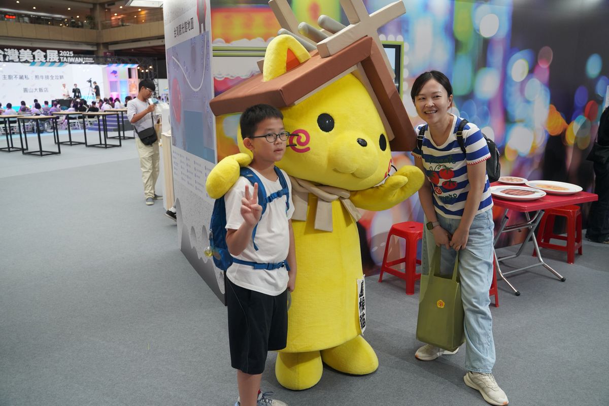 【台灣美食展】全台各地美食名特產一站式購足 知名飯店優惠票券超殺折扣 日本特色美食通通有