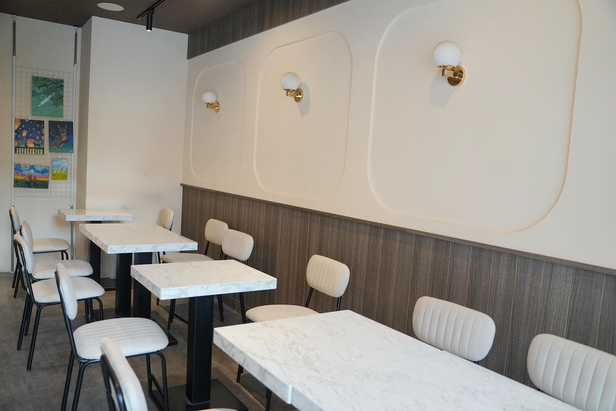 【小木屋鬆餅中壢內壢店】內壢早午餐好選擇 舒適內用環境 鹹甜鬆餅口味選擇多 現點現做下午茶