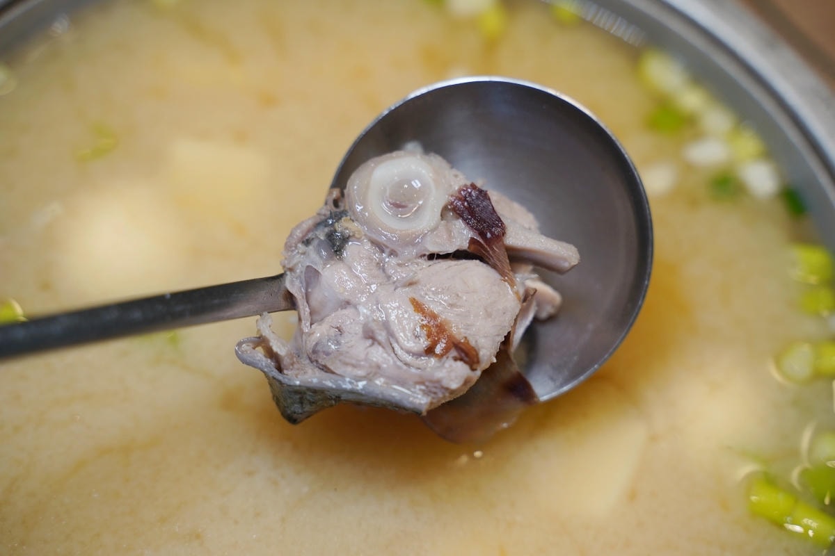【旗遇海味】台東成功漁港美食餐廳推薦 深度傳遞成功漁業文化 美味必點黑糖旗魚/馬告旗魚香腸
