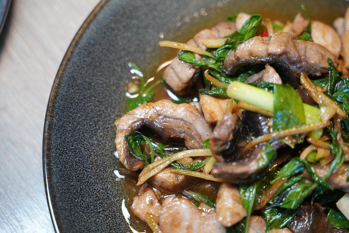 【旗遇海味】台東成功漁港美食餐廳推薦 深度傳遞成功漁業文化 美味必點黑糖旗魚/馬告旗魚香腸