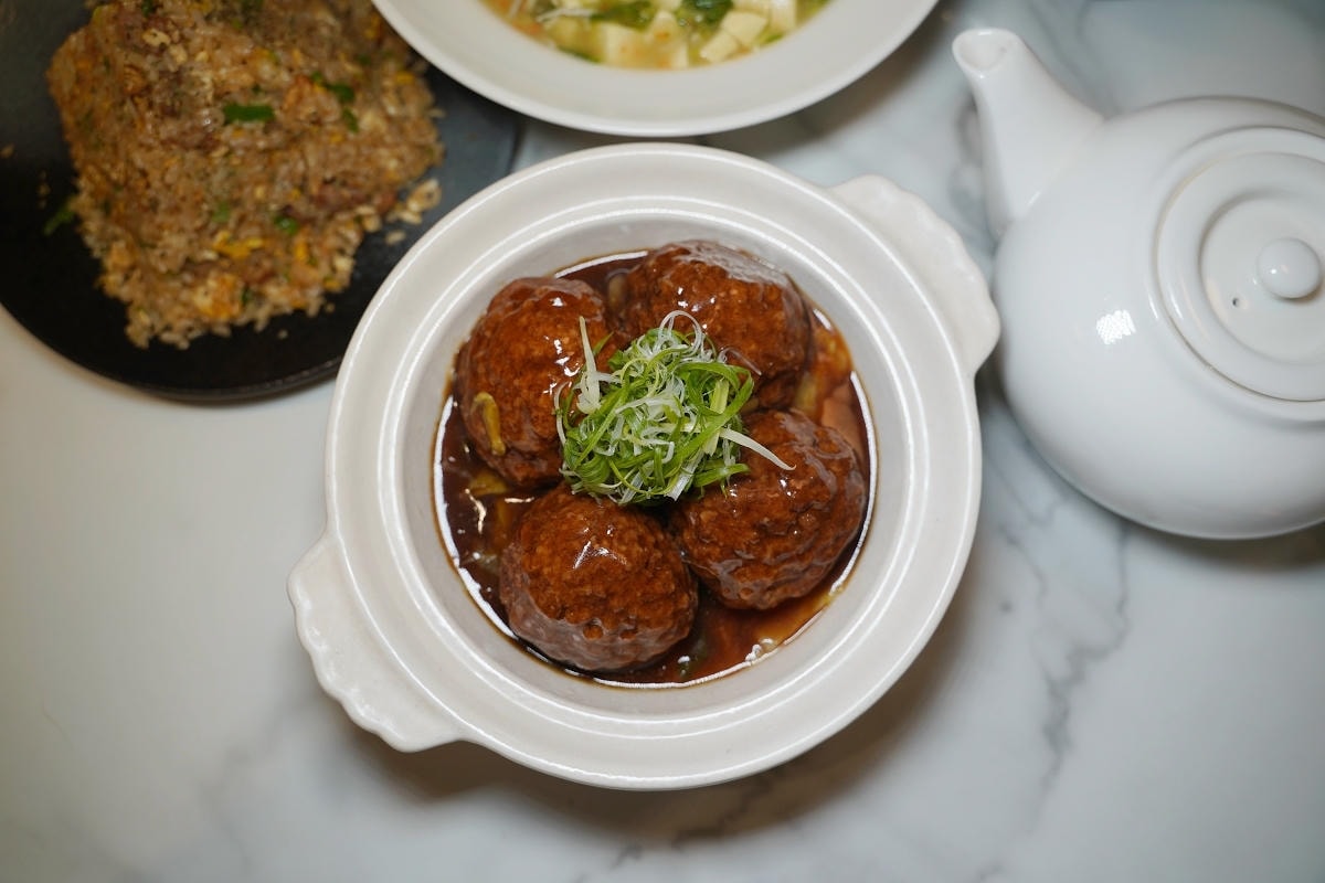 【左爺爺風味小館】北投明德美食餐廳推薦 中式傳統家常菜家庭聚餐好選擇 美味必點紅燒獅子頭