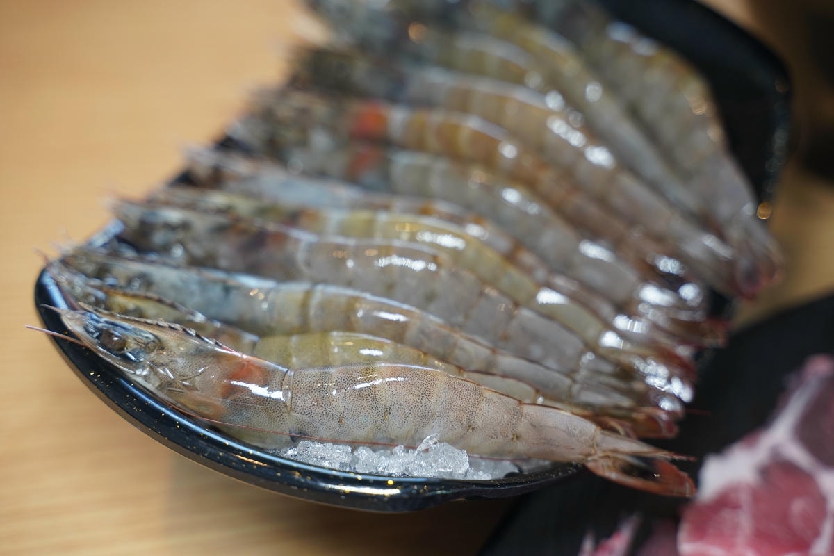 【蔬鍋藝鍋物鶯歌店】鶯歌火車站旁美食推薦 台灣在地新鮮蔬果產地直送 豐富蔬菜自助吧無限供應