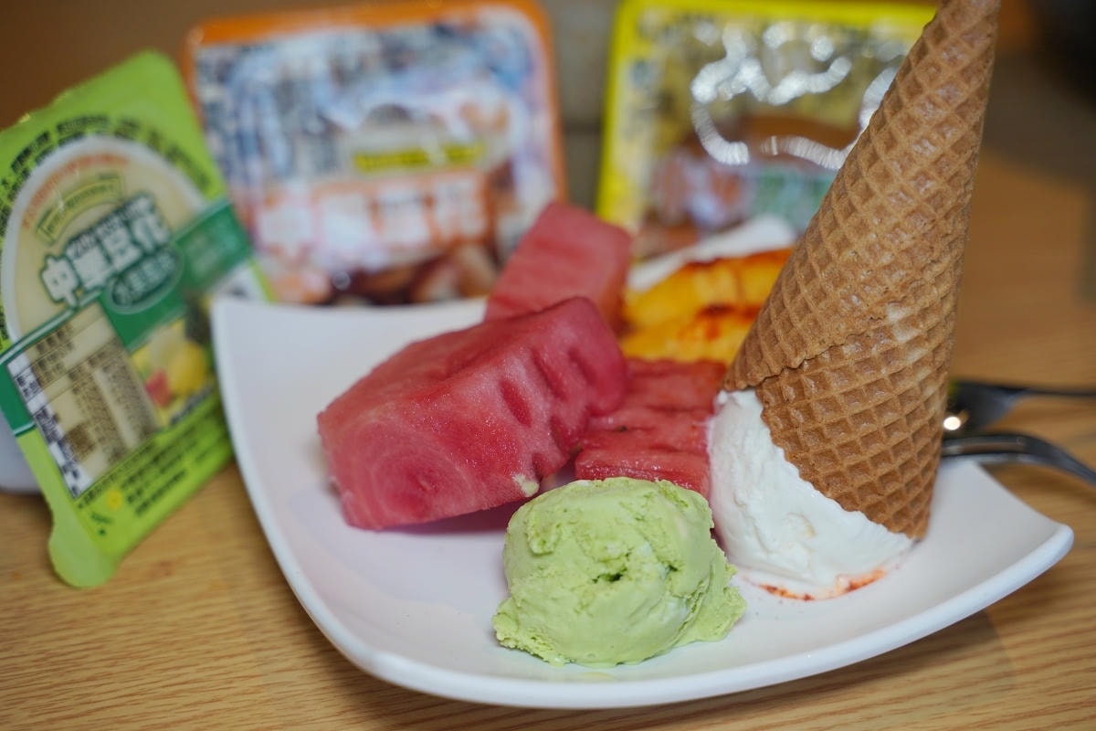 【蔬鍋藝鍋物鶯歌店】鶯歌火車站旁美食推薦 台灣在地新鮮蔬果產地直送 豐富蔬菜自助吧無限供應