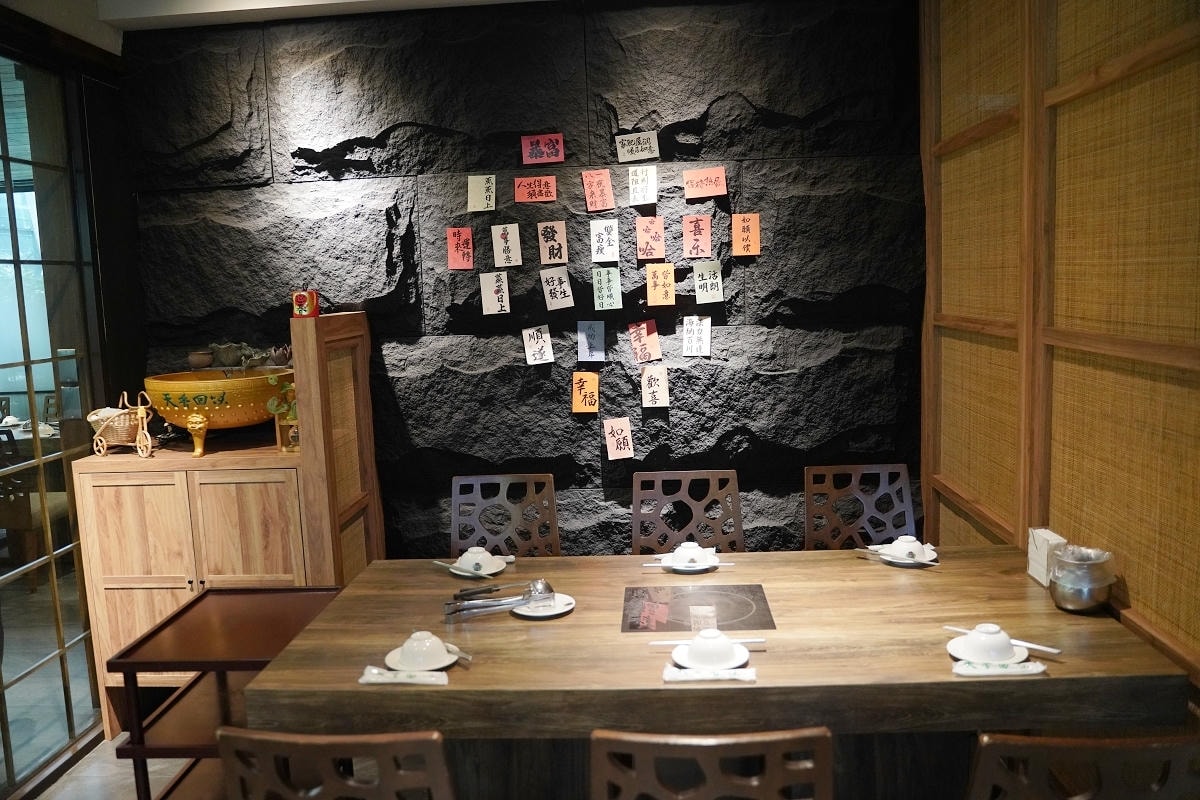 【天香回味養生鍋總店】條通商圈聚餐餐廳推薦 源自元太祖成吉思汗天香回味鍋 百吃不膩回味無窮