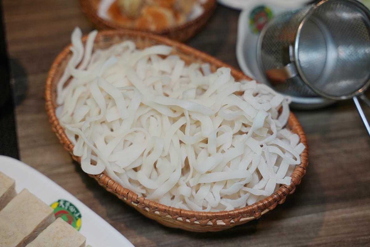 【天香回味養生鍋總店】條通商圈聚餐餐廳推薦 源自元太祖成吉思汗天香回味鍋 百吃不膩回味無窮