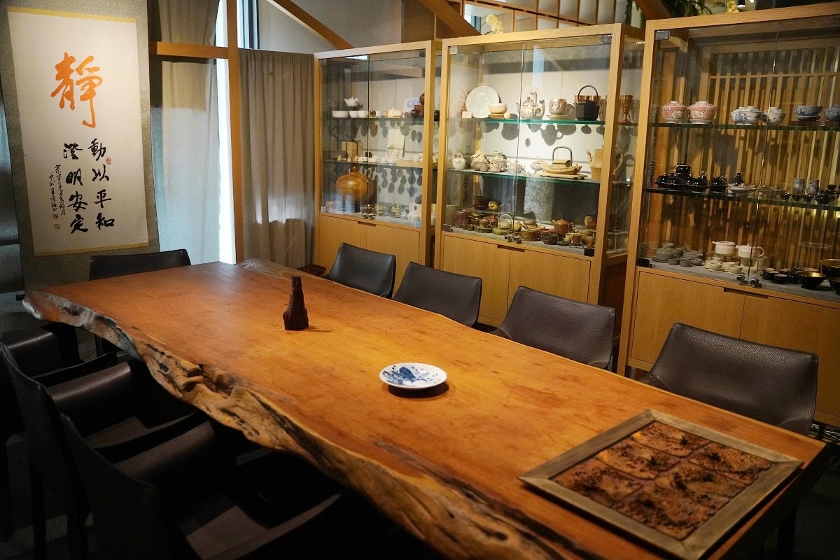 【梅門六調通模範茶館】台北條通商圈素食餐廳推薦 李鳳山大師打造的天然蔬食素養空間