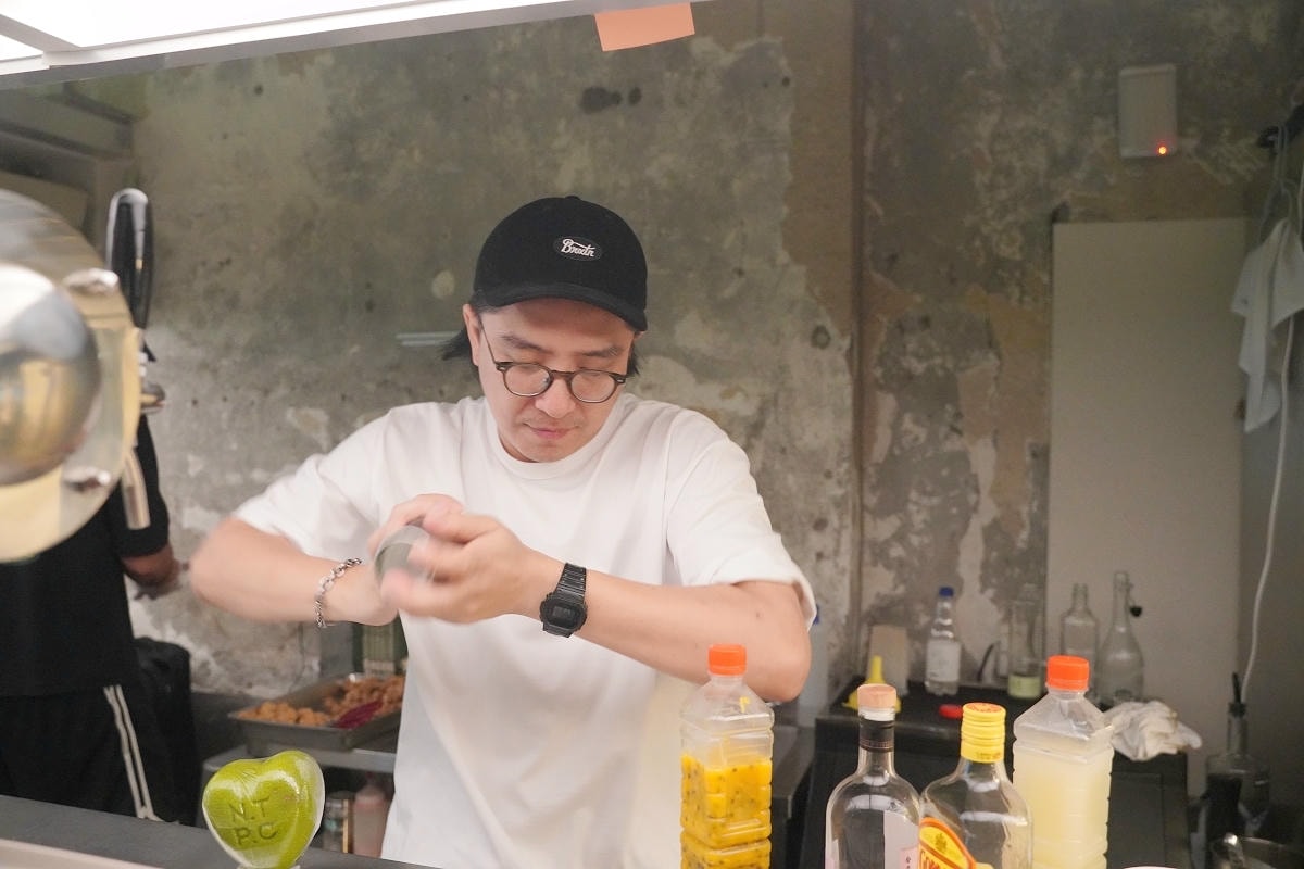 【Razzle Dazzle 文明放縱鹽酥雞酒吧】台北條通商圈科技感十足新型態鹽酥雞餐酒館