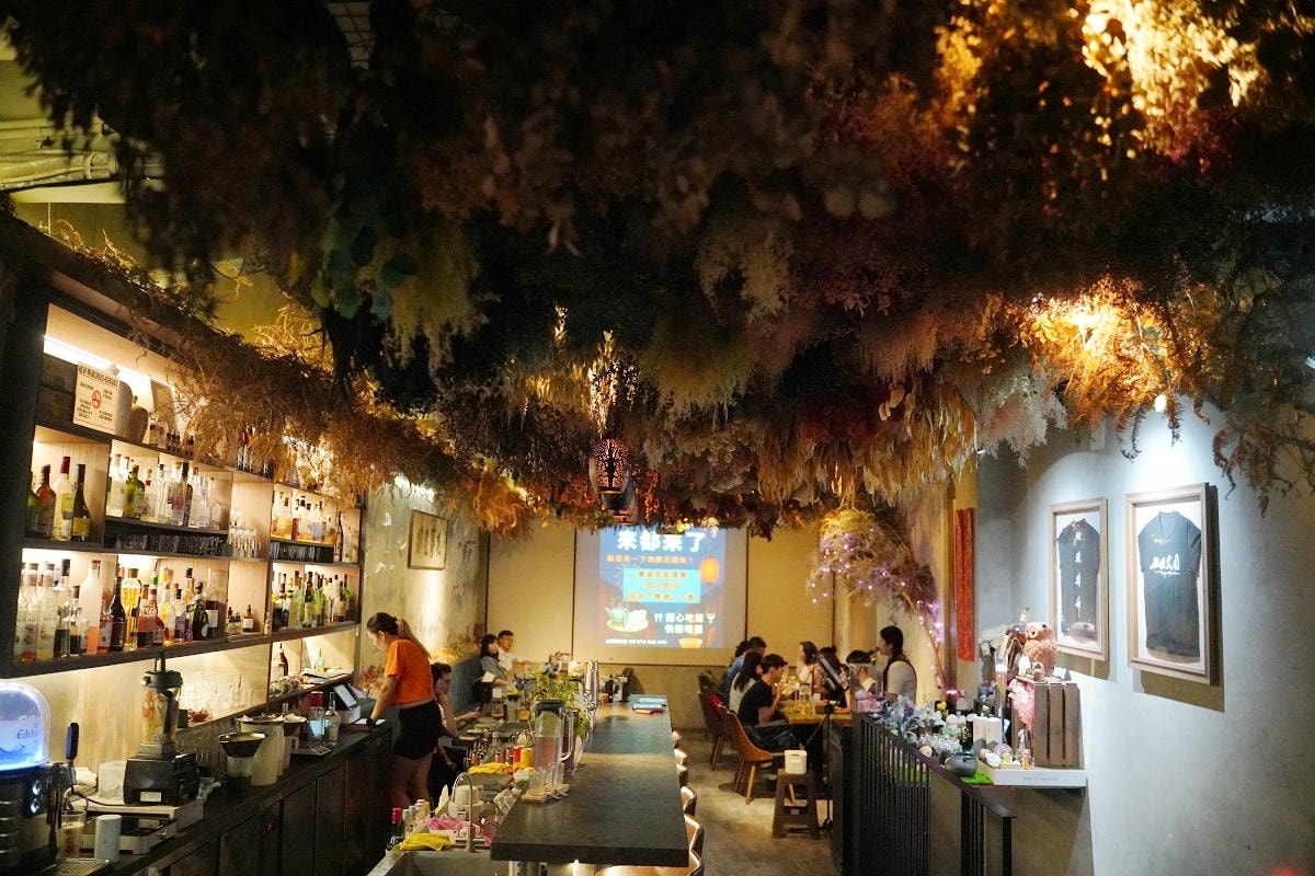 【微醺花園餐酒館二訪】台北大稻埕音樂酒吧推薦 星期四五專業歌手駐唱 美味義麵燉飯茶酒必點 - 第5張圖 【微醺花園餐酒館二訪】台北大稻埕音樂酒吧推薦 星期四五專業歌手駐唱 美味義麵燉飯茶酒必點
