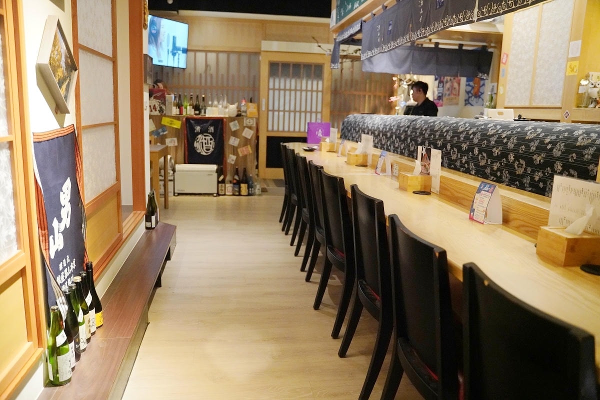 【神居居酒屋/巷弄深夜酒場】三重日式居酒屋 謝絕未滿12歲入內請脫鞋 北海道風格美味餐點 - 第6張圖 【神居居酒屋/巷弄深夜酒場】三重日式居酒屋 謝絕未滿12歲入內請脫鞋 北海道風格美味餐點