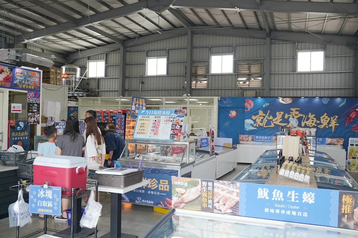 【就是愛海鮮-海鮮肉品市集】彰化最大海鮮市集推薦 百坪停車場好停車 中秋烤肉火鍋採買必訪 - 第7張圖 【就是愛海鮮-海鮮肉品市集】彰化最大海鮮市集推薦 百坪停車場好停車 中秋烤肉火鍋採買必訪