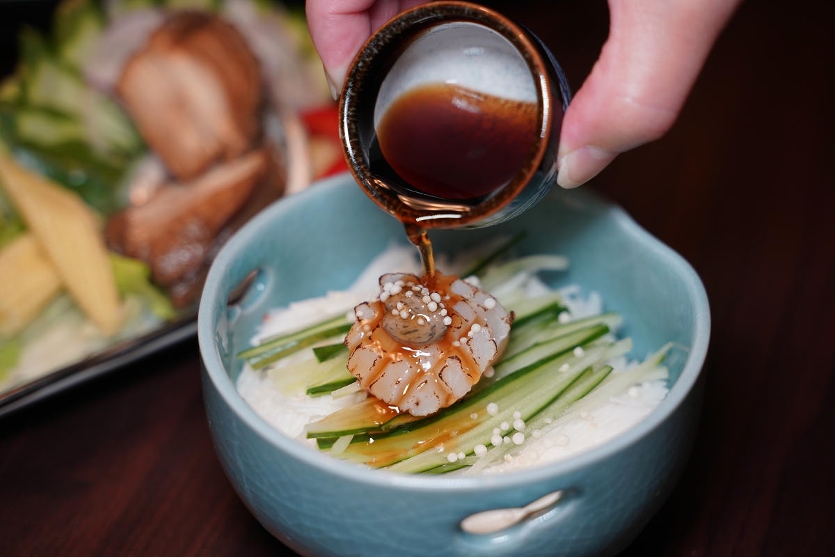 【小海童日式料理】青埔日式無菜單料理推薦 美味活體海鮮+季節時魚 慶生聚餐團體包廂吃飯首選