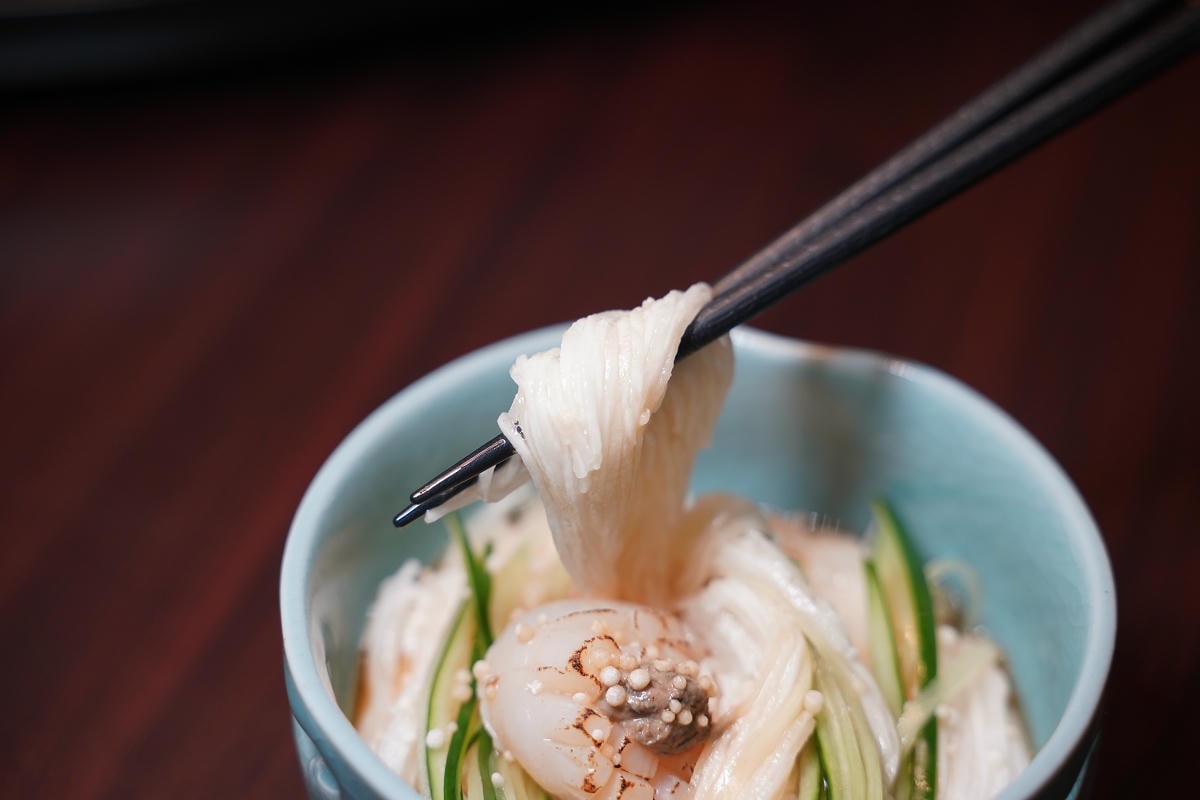 【小海童日式料理】青埔日式無菜單料理推薦 美味活體海鮮+季節時魚 慶生聚餐團體包廂吃飯首選