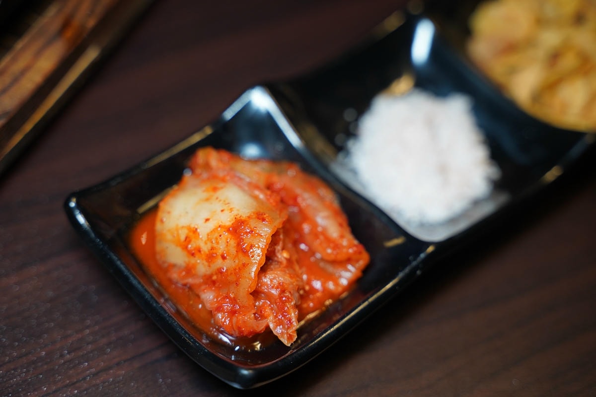 【小海童日式料理】青埔日式無菜單料理推薦 美味活體海鮮+季節時魚 慶生聚餐團體包廂吃飯首選