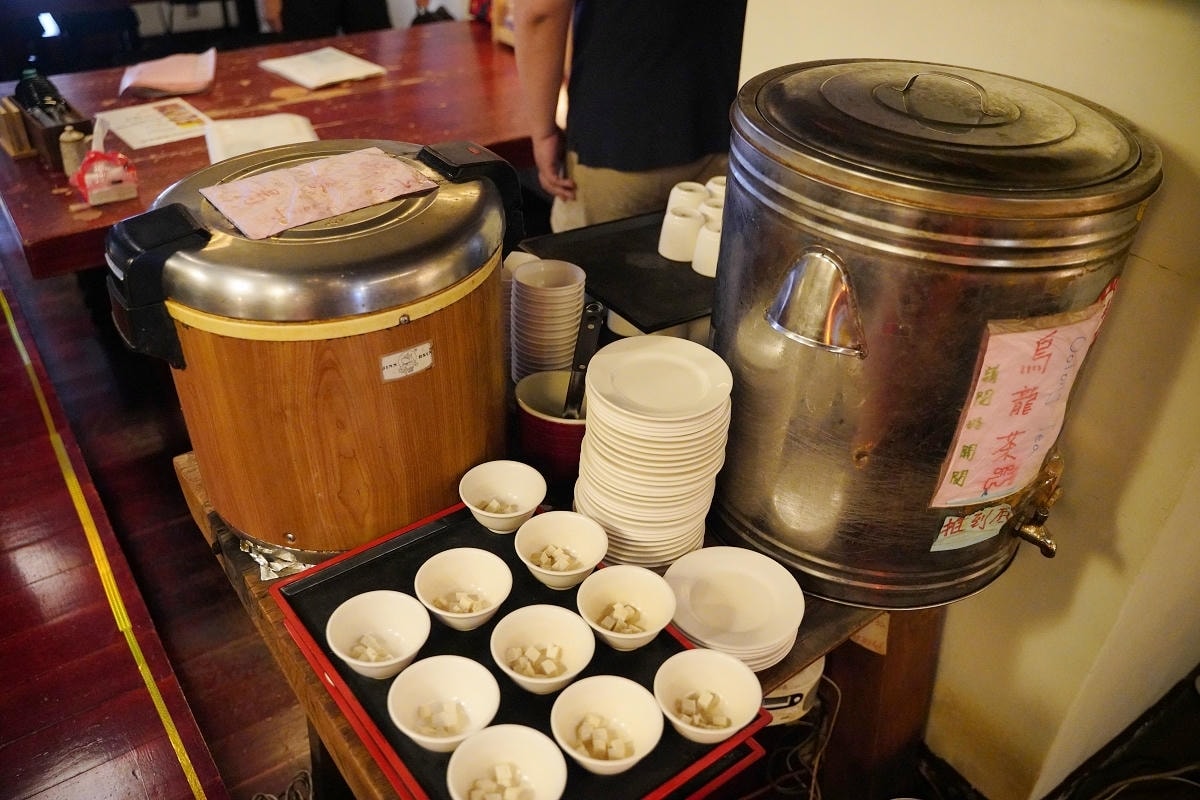 【小林英夫日本料理】台北萬華日式料理推薦 精緻平價日式美食 日式卡哇依裝飾/懷舊居酒屋風格 - 第7張圖 【小林英夫日本料理】台北萬華日式料理推薦 精緻平價日式美食 日式卡哇依裝飾/懷舊居酒屋風格