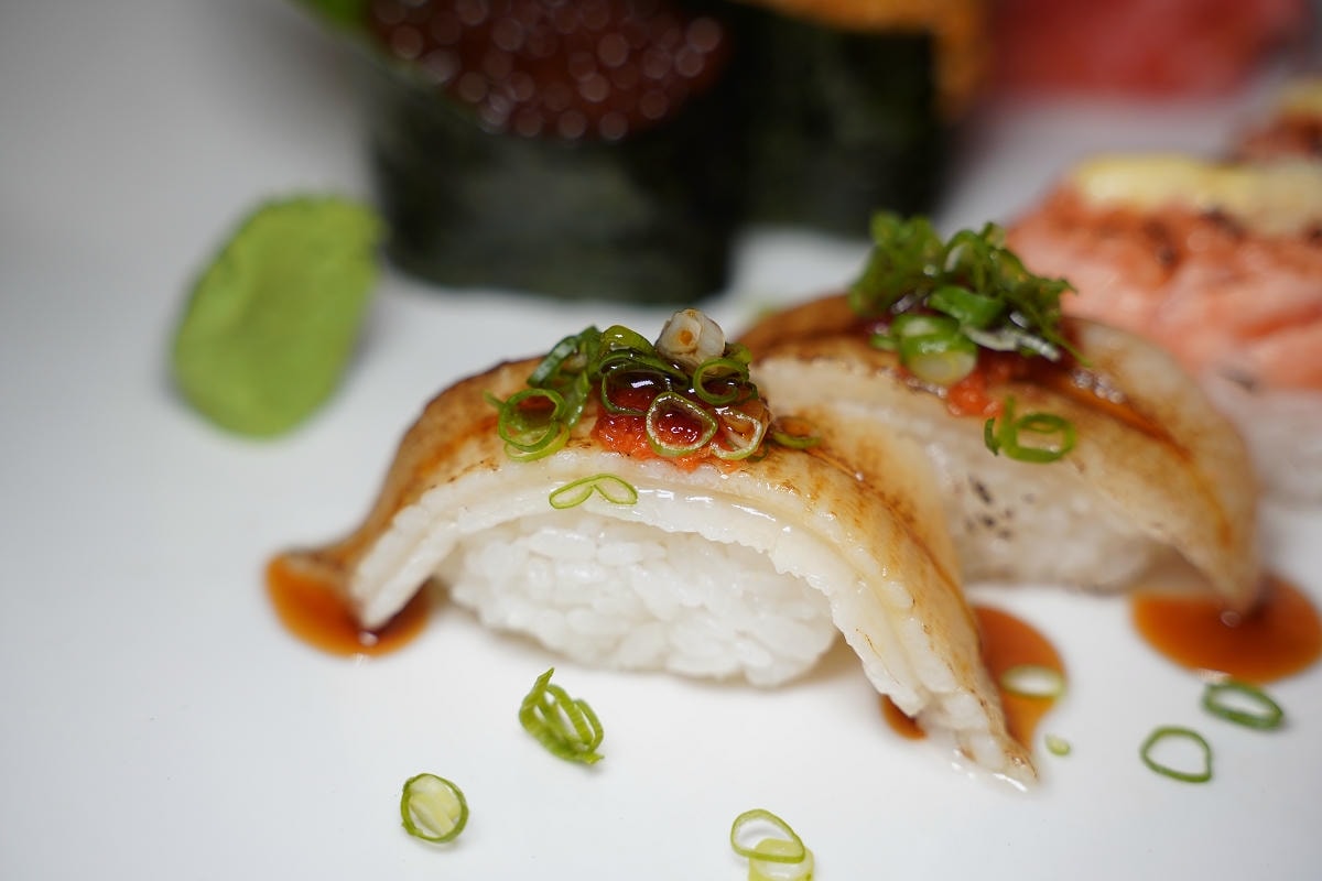 【小林英夫日本料理】台北萬華日式料理推薦 精緻平價日式美食 日式卡哇依裝飾/懷舊居酒屋風格 - 第38張圖 【小林英夫日本料理】台北萬華日式料理推薦 精緻平價日式美食 日式卡哇依裝飾/懷舊居酒屋風格