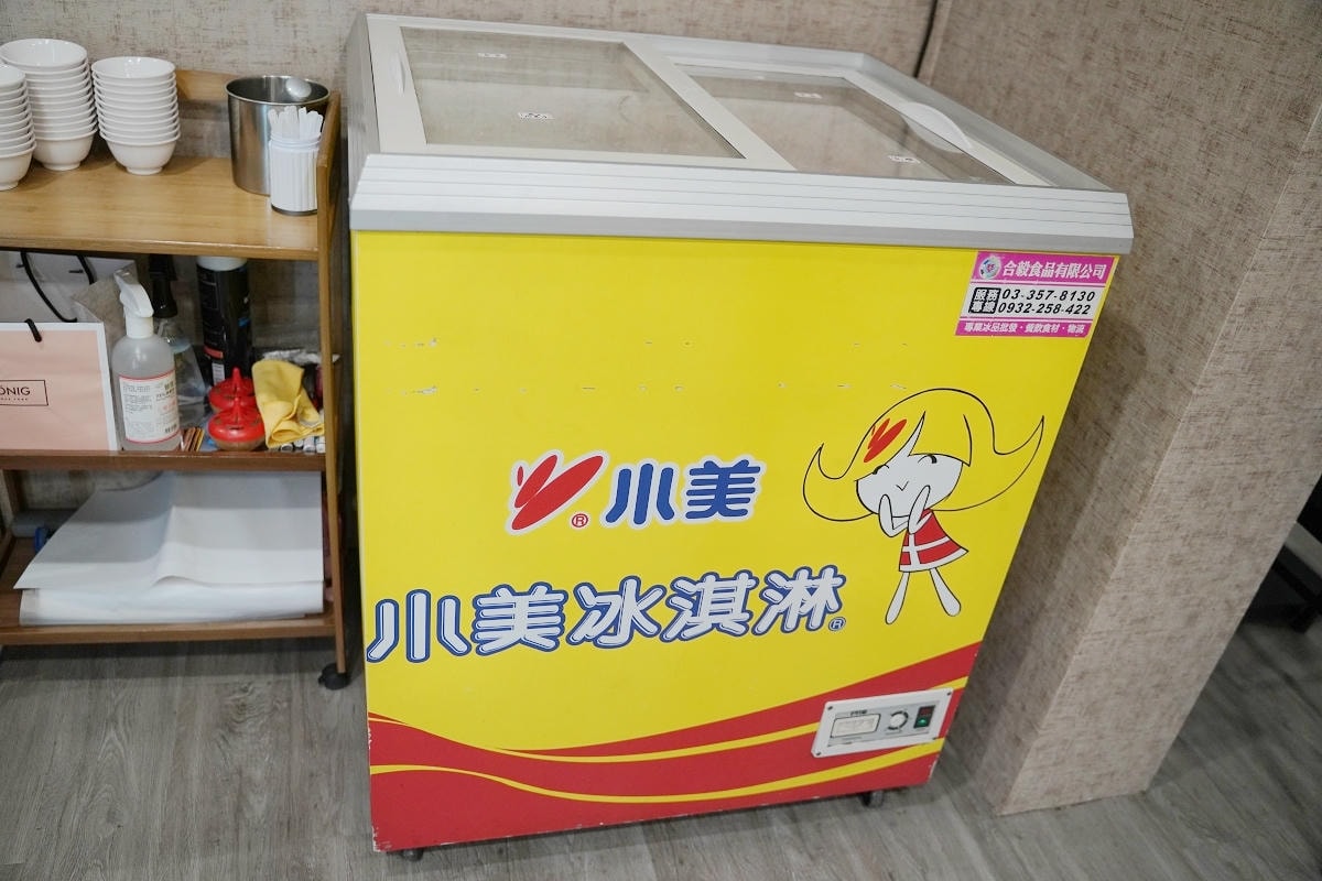 【紅紅麻辣火鍋店】中壢麻辣鴛鴦火鍋推薦 傳統四川麻辣火鍋改造台灣口味 傳統中式風格用餐環境