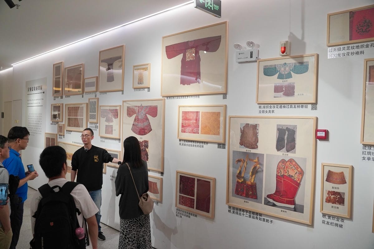 【南京雲錦博物館】中國唯一雲錦專業博物館 新金陵四十八景 雲錦妝花環形大花樓木織機現場展示