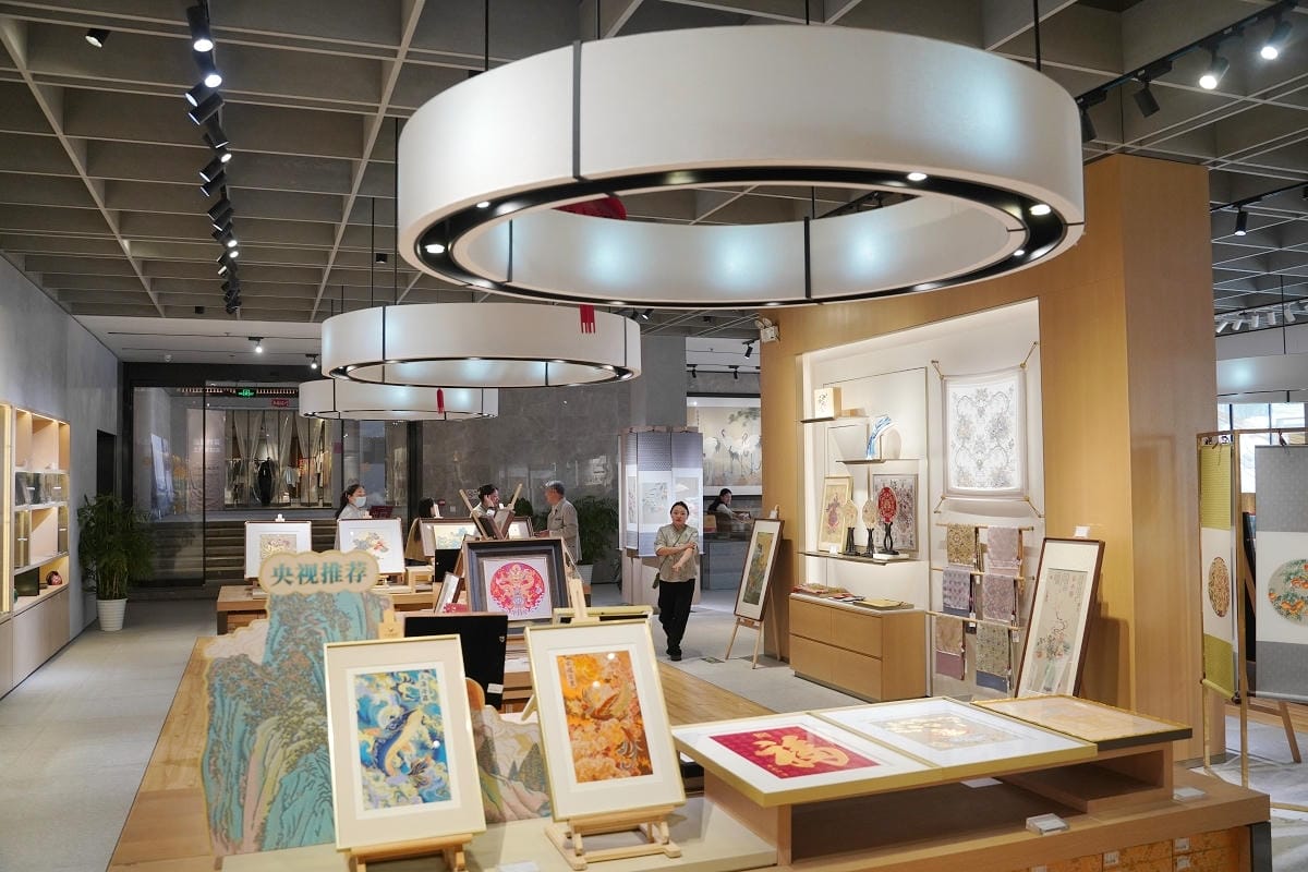 【南京雲錦博物館】中國唯一雲錦專業博物館 新金陵四十八景 雲錦妝花環形大花樓木織機現場展示
