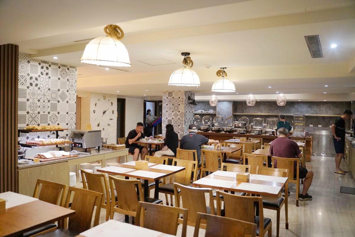 【蘭桂坊花園酒店N訪】嘉義市最熱鬧文化路夜市內 豐盛多樣早餐吃到飽 嘉義市住宿飯店推薦