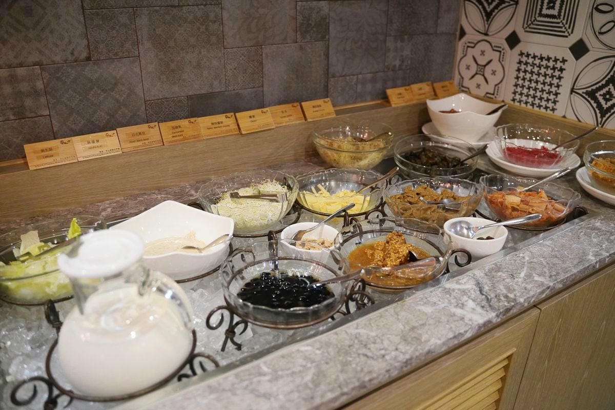 【蘭桂坊花園酒店N訪】嘉義市最熱鬧文化路夜市內 豐盛多樣早餐吃到飽 嘉義市住宿飯店推薦