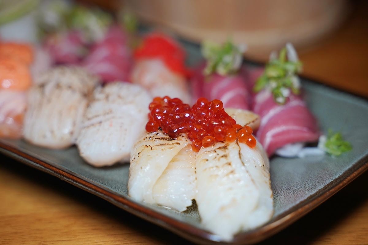 【魚金海鮮居食屋二訪】高CP值無菜單料理個人獨享套餐 超浮誇魚金海鮮木桶/豪華海鮮握壽司