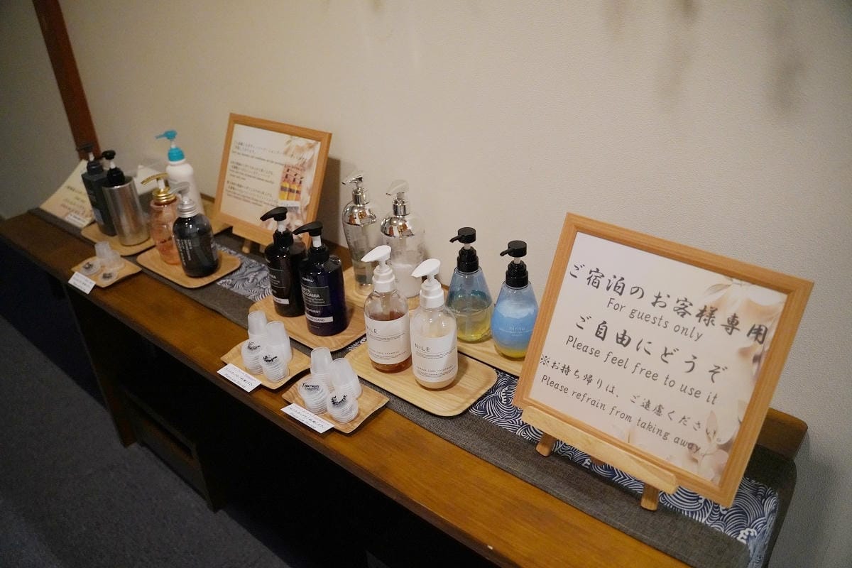 【占冠湯の沢溫泉森の四季】北海道富良野溫泉旅館推薦 一泊二食占冠村冷礦泉 特色鹿肉料理必嚐