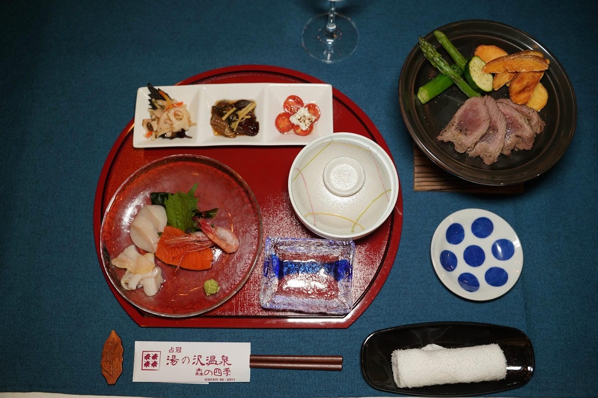【占冠湯の沢溫泉森の四季】北海道富良野溫泉旅館推薦 一泊二食占冠村冷礦泉 特色鹿肉料理必嚐
