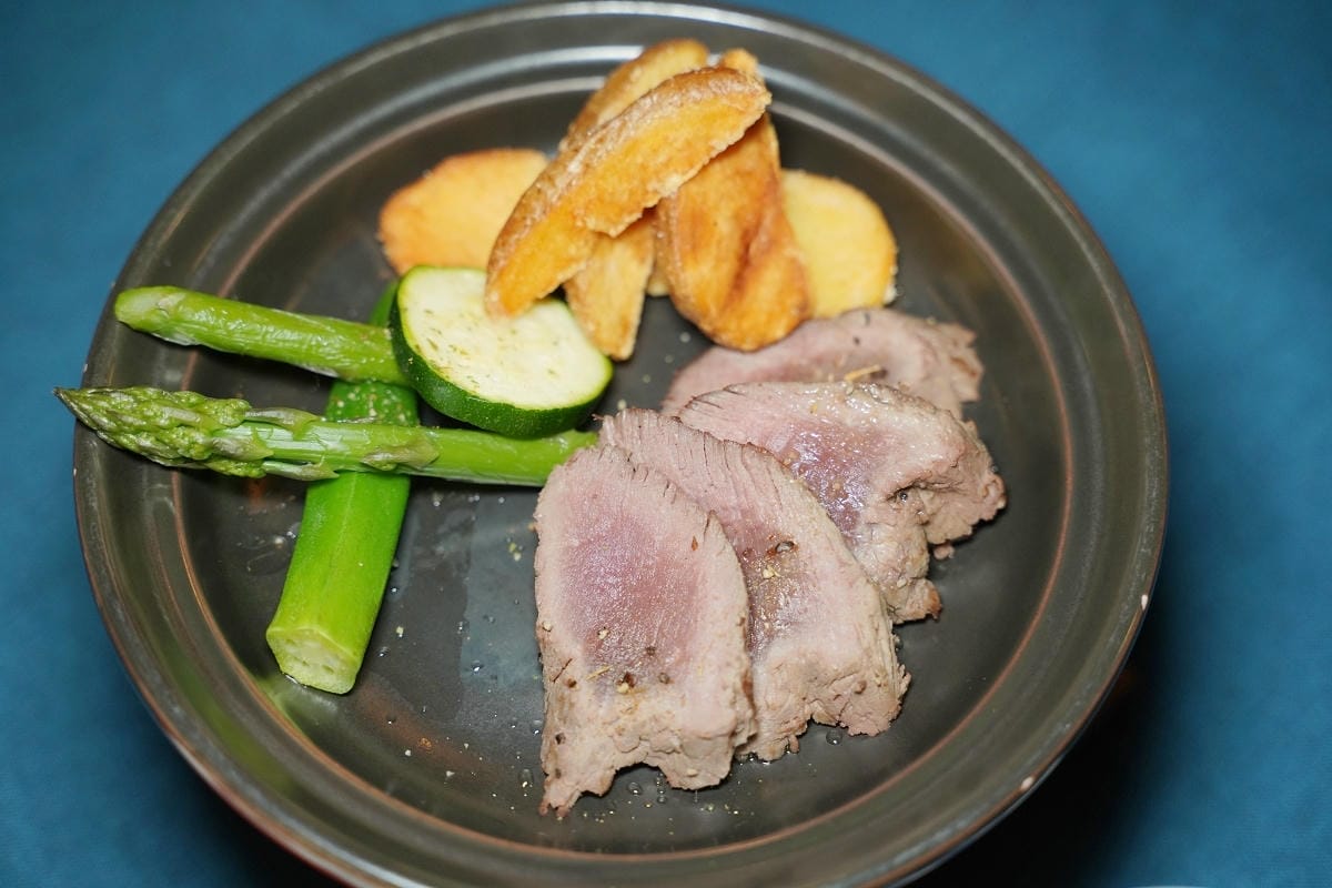 【占冠湯の沢溫泉森の四季】北海道富良野溫泉旅館推薦 一泊二食占冠村冷礦泉 特色鹿肉料理必嚐