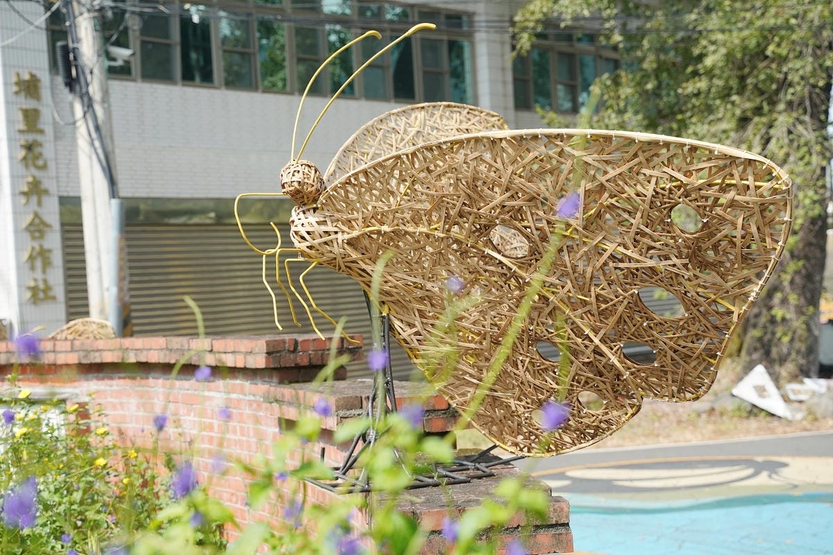 【南投埔里蜈蚣社區楓香公園楓香巨木群】花若盛開蝴蝶自來生態竹舞裝置藝術 全國唯一平埔番祖廟