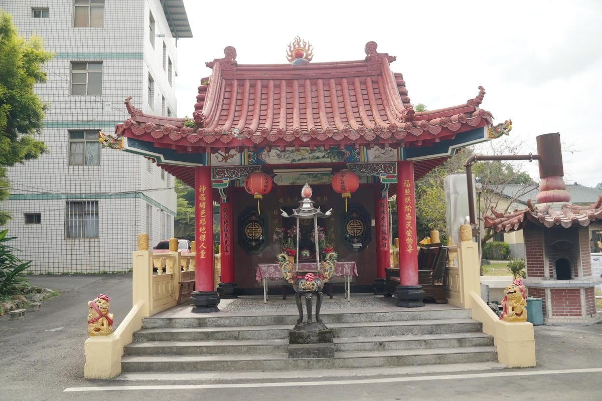 【南投埔里蜈蚣社區楓香公園楓香巨木群】花若盛開蝴蝶自來生態竹舞裝置藝術 全國唯一平埔番祖廟