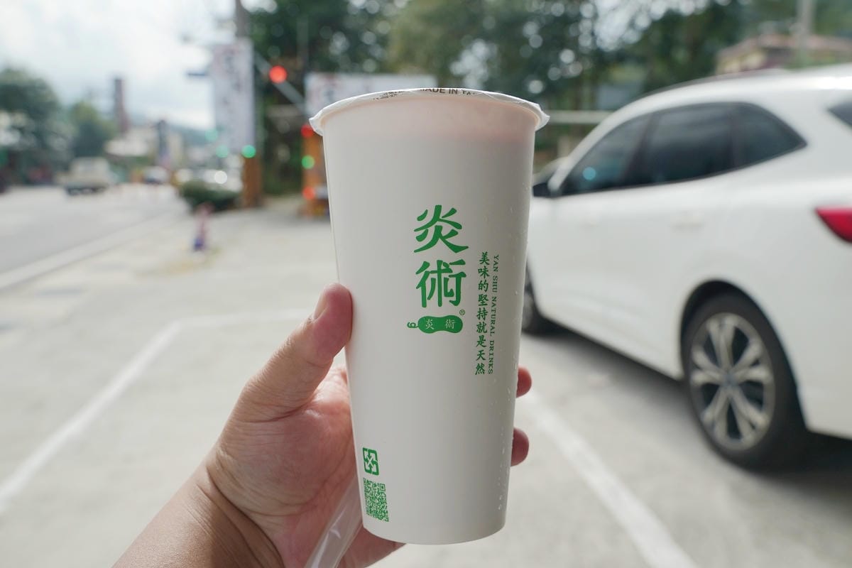 【炎術總店】南投埔里手搖飲推薦 種類豐富免費試喝 招牌冬瓜茶飲/蔬菜水果特調 必點百龍鮮果