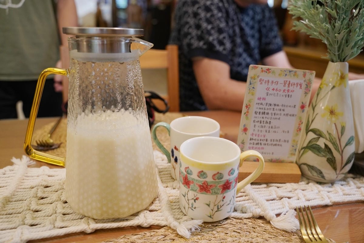 【陶花巷弄民宿】南投集集民宿推薦 南投好客好食民宿 營養師早餐好吃美味 陶與花的藝術祕境
