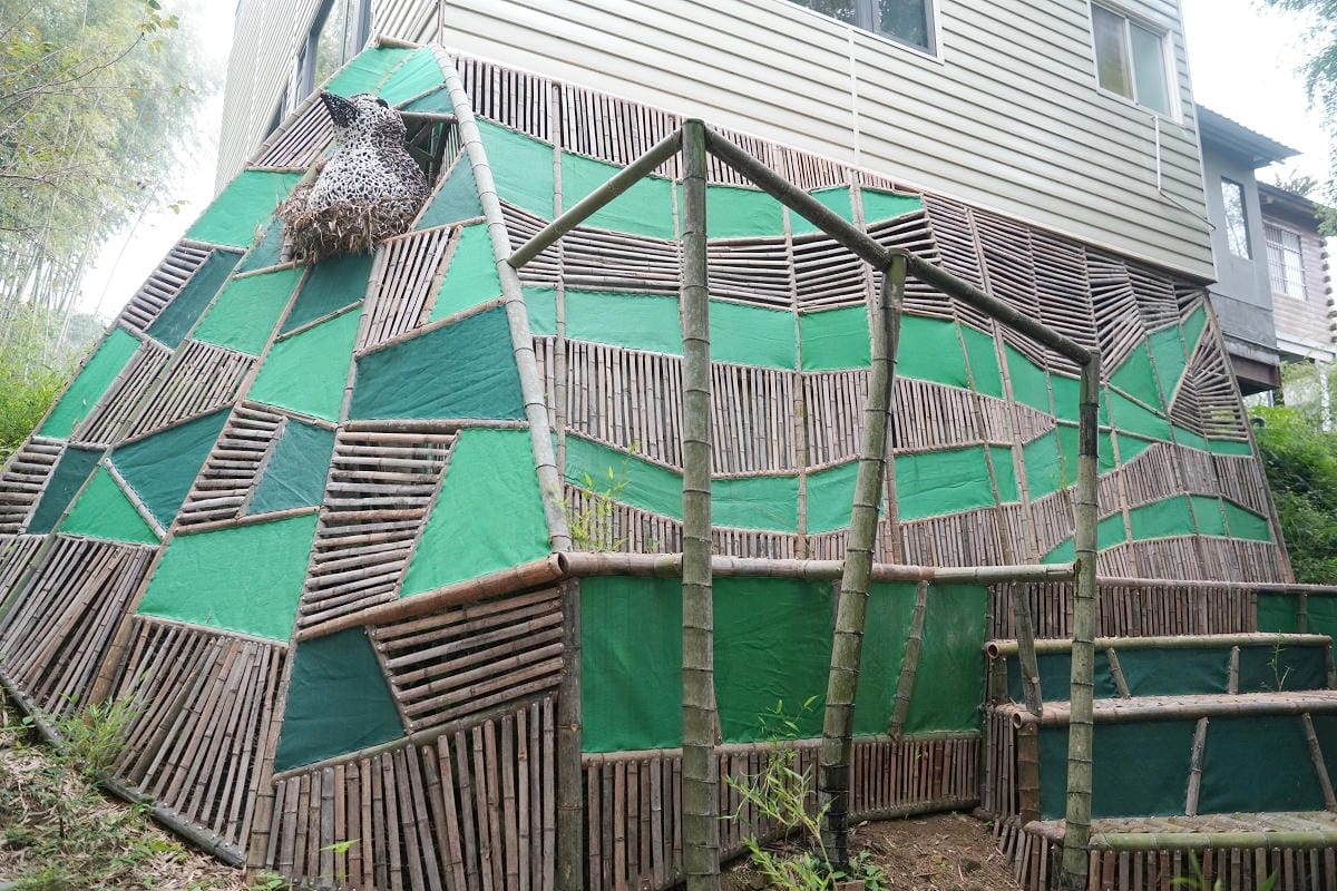【嘉義梅山瑞峰竹林茶席】「森然有茶香」竹構作品 山麻雀意象+水波紋竹林步道+竹平台茶席裝置