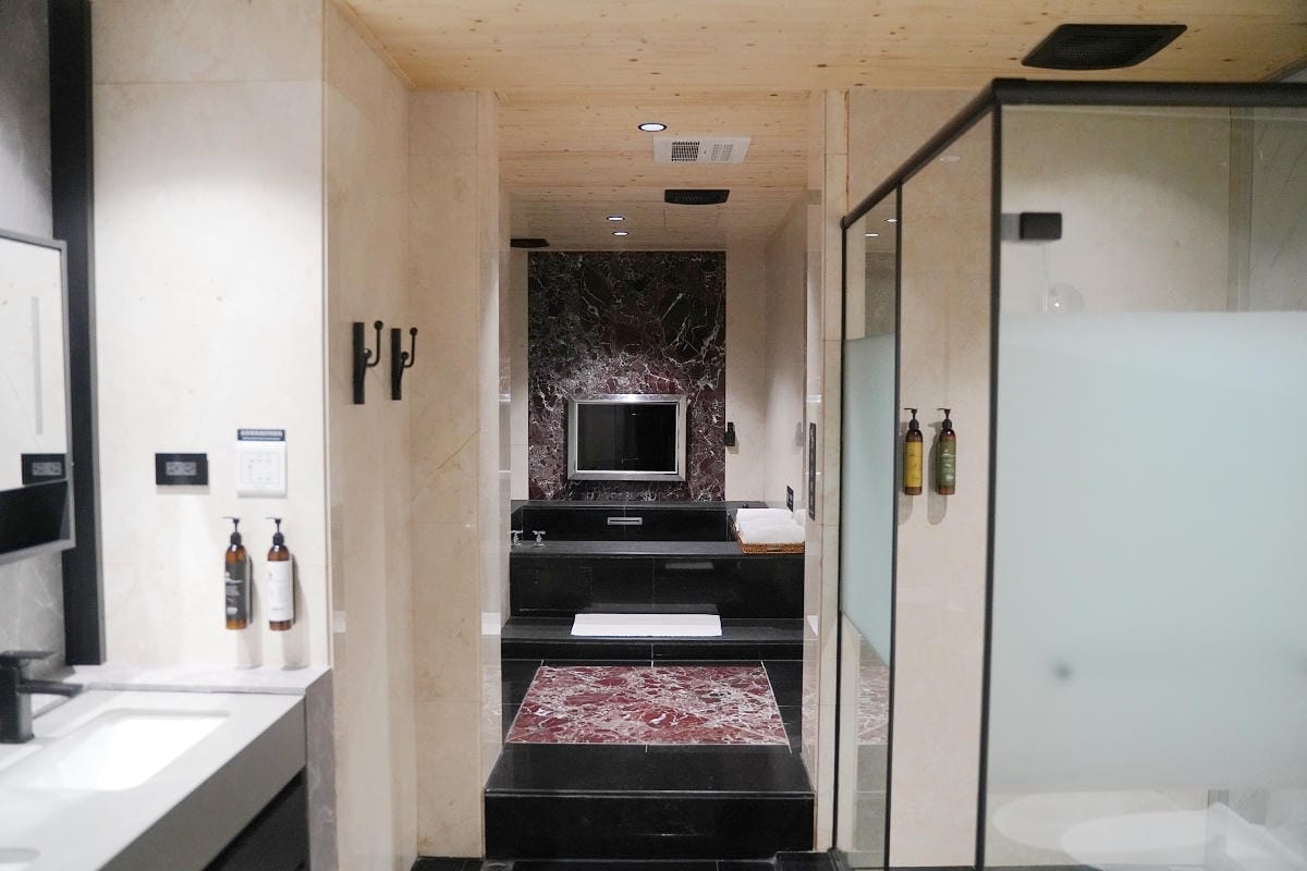 【IF Motel商務汽旅】桃園藝文特區汽車旅館 全新房型頂級按摩椅 超豐富自助早餐吃到飽
