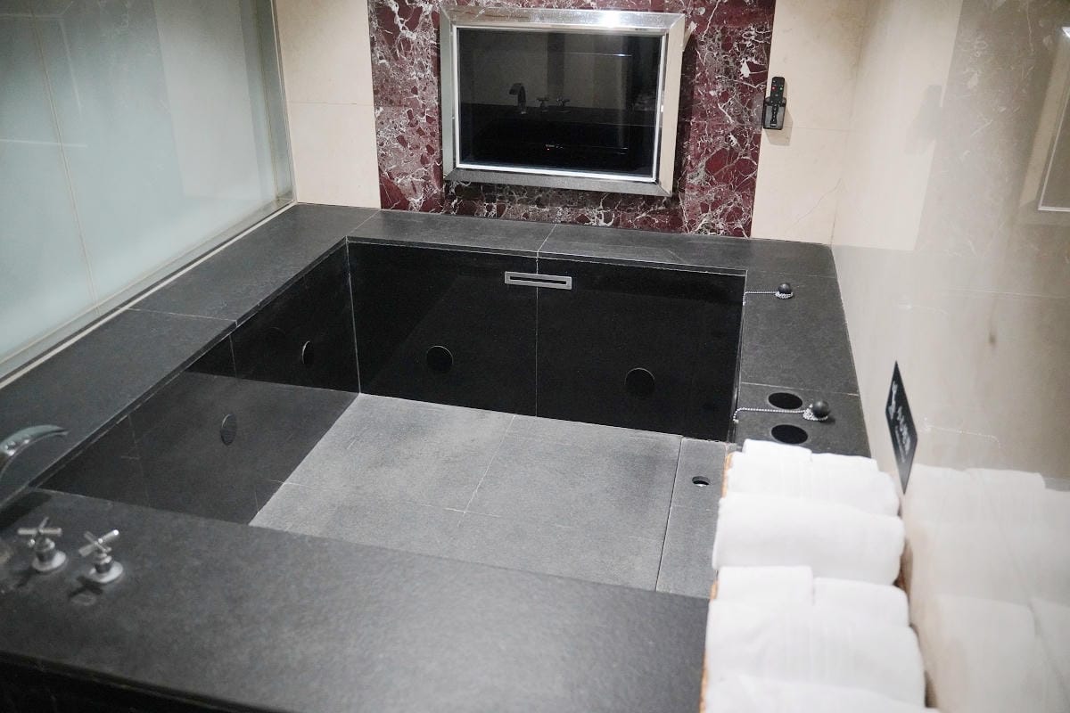 【IF Motel商務汽旅】桃園藝文特區汽車旅館 全新房型頂級按摩椅 超豐富自助早餐吃到飽