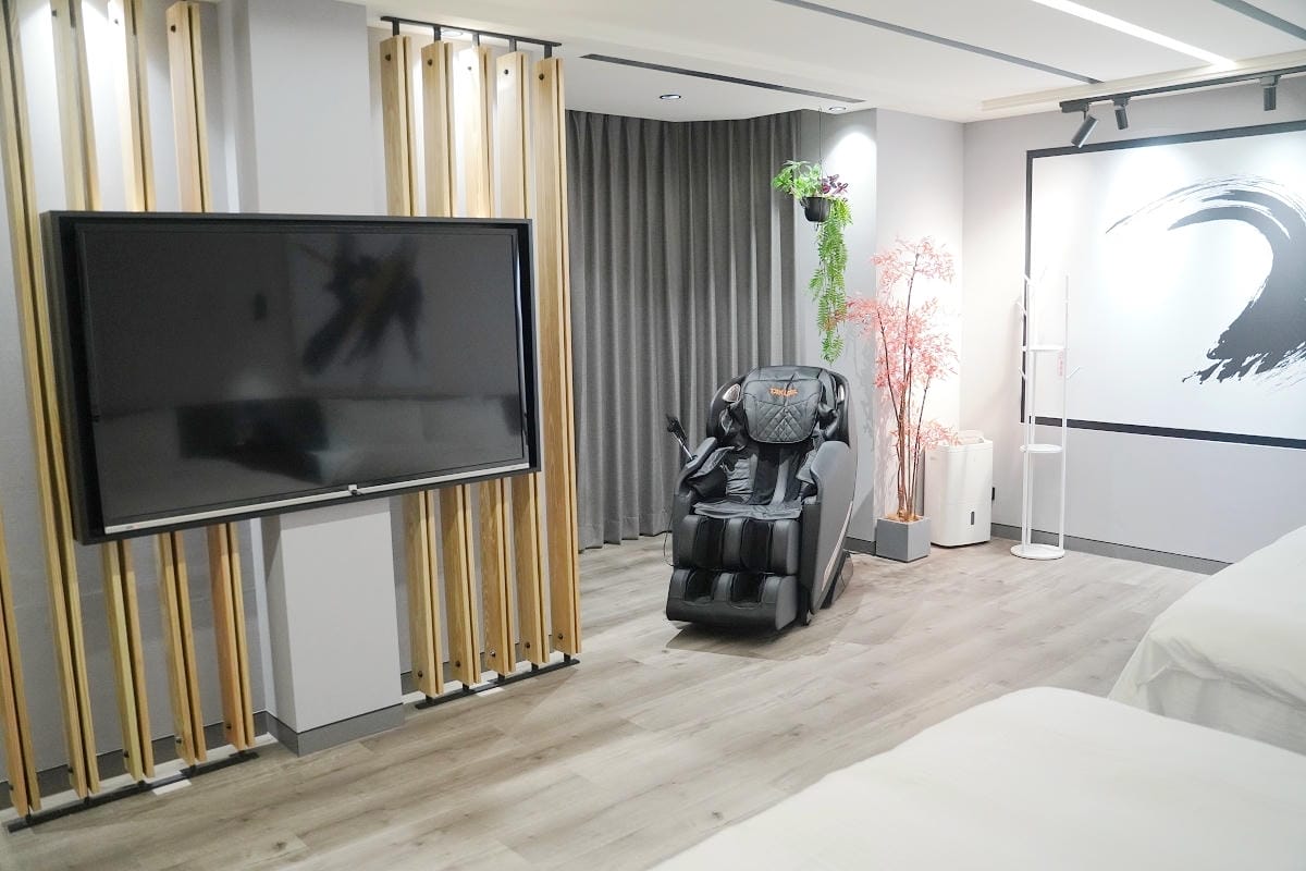 【IF Motel商務汽旅】桃園藝文特區汽車旅館 全新房型頂級按摩椅 超豐富自助早餐吃到飽