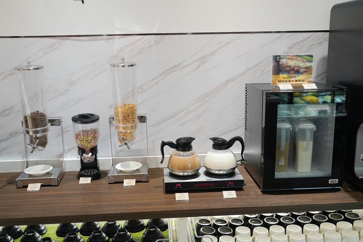 【IF Motel商務汽旅】桃園藝文特區汽車旅館 全新房型頂級按摩椅 超豐富自助早餐吃到飽