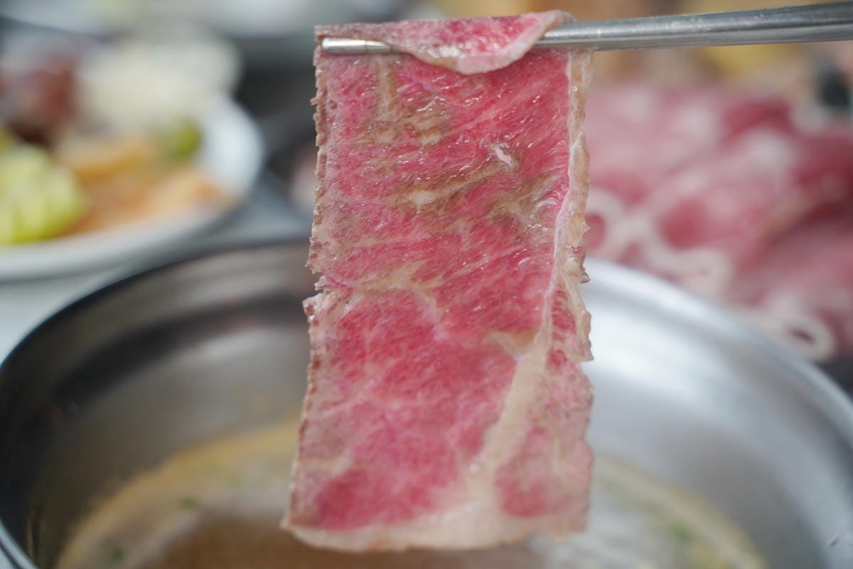 【羽葉麻辣火鍋三重火鍋吃到飽推薦】和牛海鮮 哈根達斯迷你杯/雪糕無限量供應 超大千坪停車場 - 第75張圖 【羽葉麻辣火鍋三重火鍋吃到飽推薦】和牛海鮮 哈根達斯迷你杯/雪糕無限量供應 超大千坪停車場