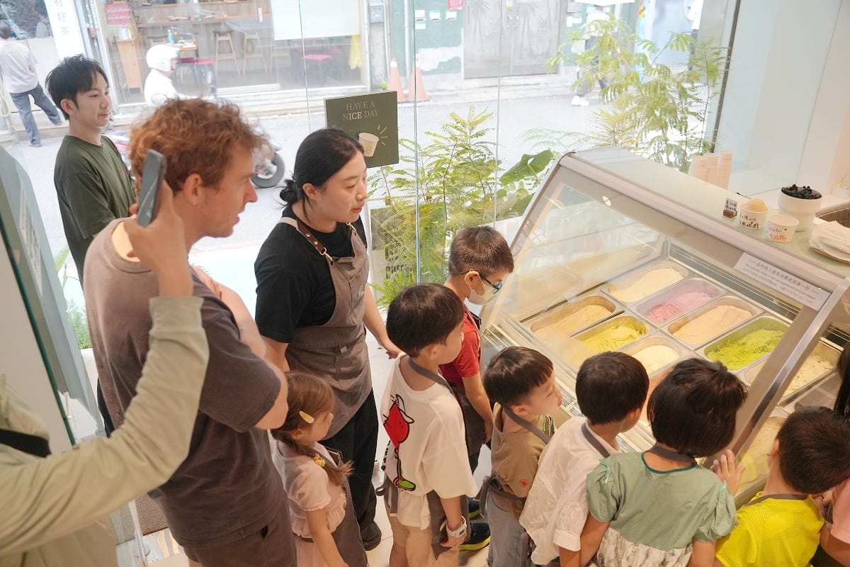 【8%ice冰店小小店長體驗】化身永康街最可愛小小店長 冰淇淋小知識×收銀體驗×手作製作