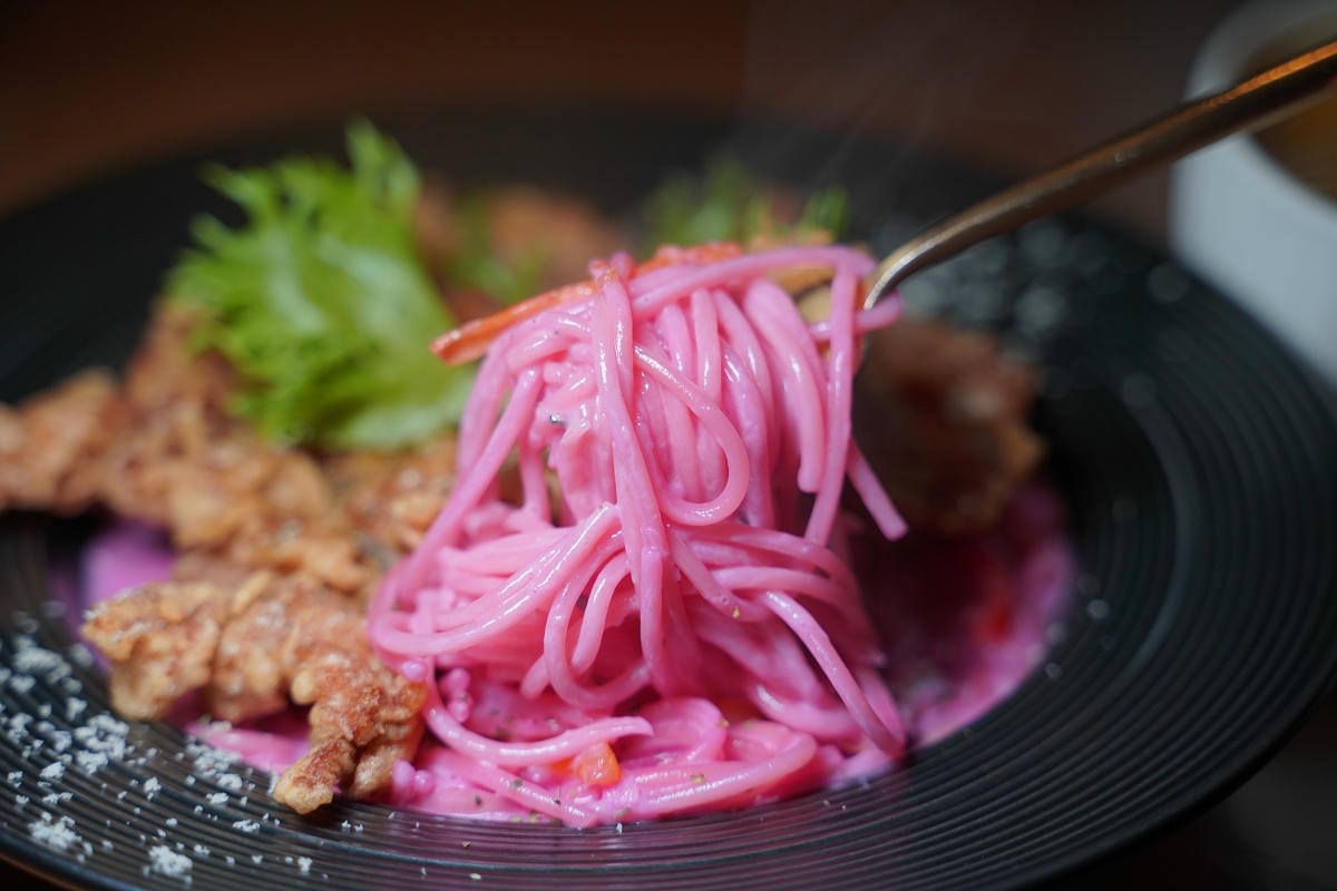 【癮食聖堂】桃園龍岡忠貞新村文化園區美食餐廳推薦 龍岡最老基督教堂化身創意料理雲式餐酒館 - 第18張圖 【癮食聖堂】桃園龍岡忠貞新村文化園區美食餐廳推薦 龍岡最老基督教堂化身創意料理雲式餐酒館