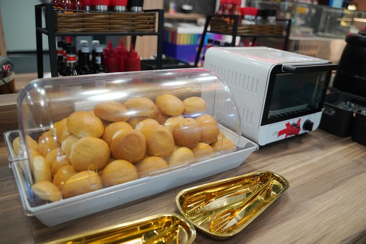 【貴族世家mini龍潭大池店】每人299元起享豐富自助吧吃到飽 披薩/咖哩飯/炸物無限供應