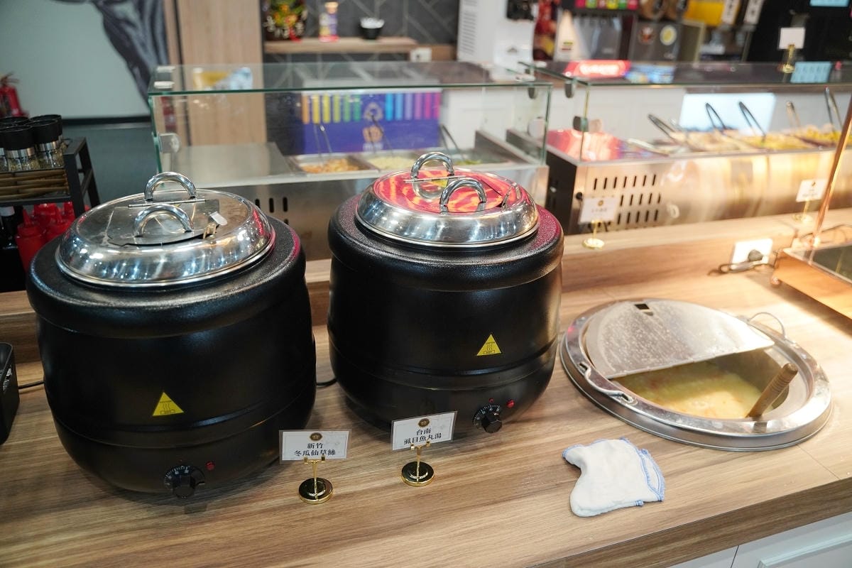 【貴族世家mini龍潭大池店】每人299元起享豐富自助吧吃到飽 披薩/咖哩飯/炸物無限供應