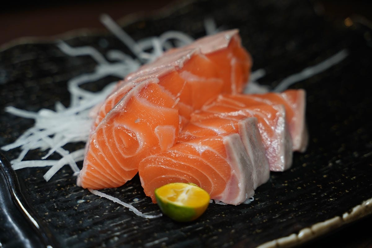 【吳桑深夜食堂】中壢南園二路宵夜 露天日料海鮮產地直送 美味必點螃蟹痛風鍋/深夜爆蝦炒飯