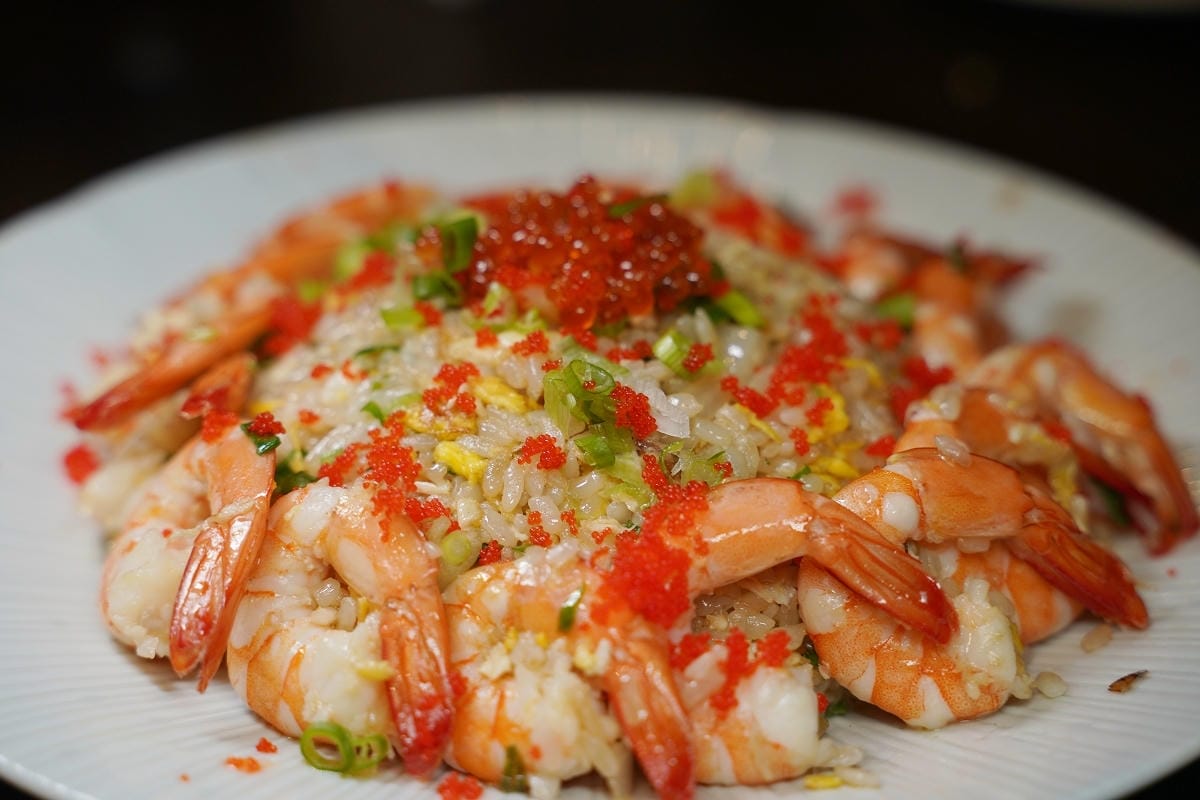 【吳桑深夜食堂】中壢南園二路宵夜 露天日料海鮮產地直送 美味必點螃蟹痛風鍋/深夜爆蝦炒飯