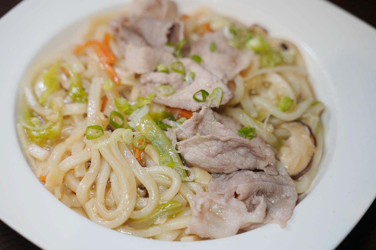 【吳桑深夜食堂】中壢南園二路宵夜 露天日料海鮮產地直送 美味必點螃蟹痛風鍋/深夜爆蝦炒飯