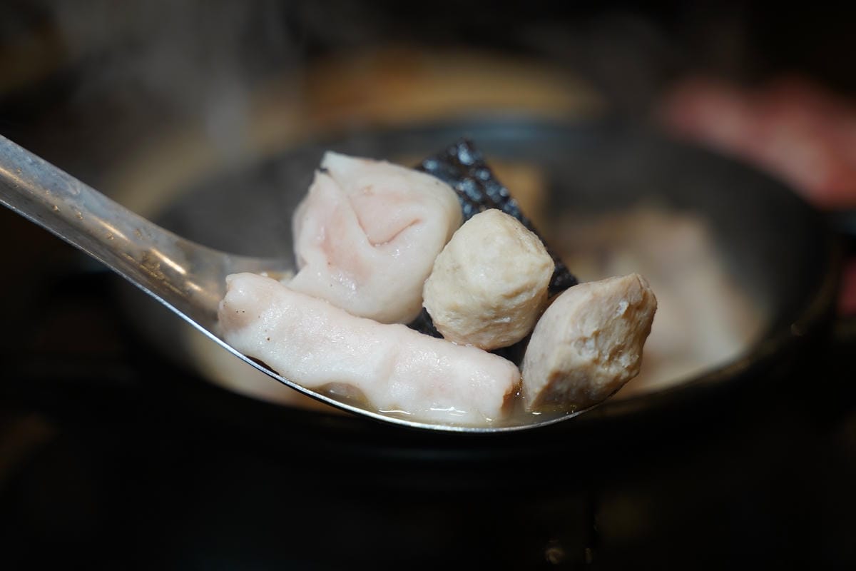 【熊霸羊肉爐】中壢羊肉爐推薦 真正炭火陶鍋香氣四溢火力足 內用套餐真材實料羊腳筋羊大骨必吃