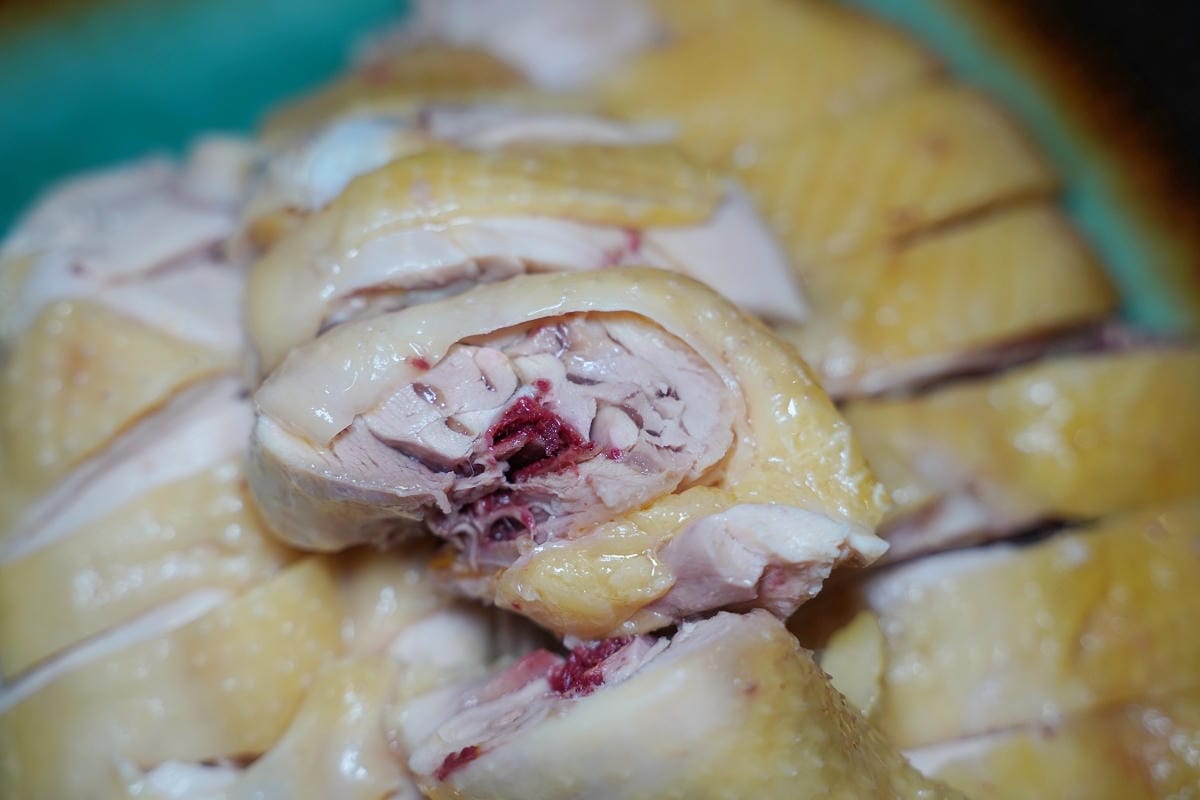 【南庄老金龍飯店】創立於民國五十二年 傳統客家菜/食福裁縫車四方桌 高CP值平安套餐份量足