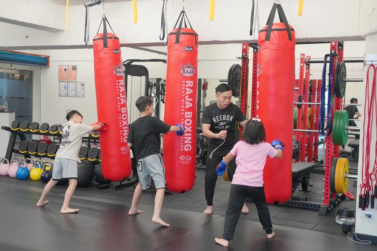 【Customfit客美健身】桃園兒童運動課程推薦 兒童拳擊課程 強化體能/提升專注力