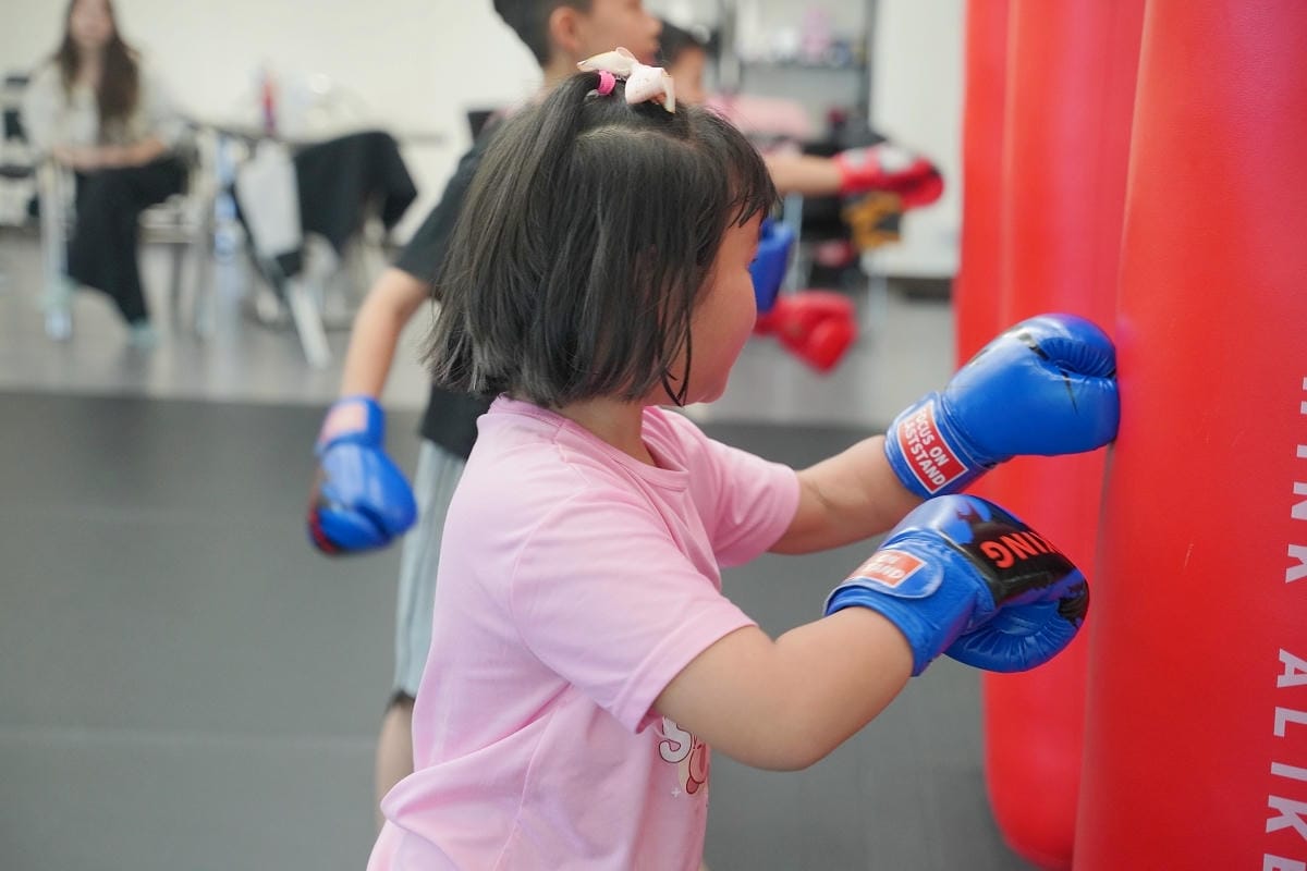 【Customfit客美健身】桃園兒童運動課程推薦 兒童拳擊課程 強化體能/提升專注力